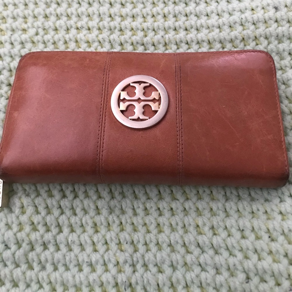 Tory Burch Wallet